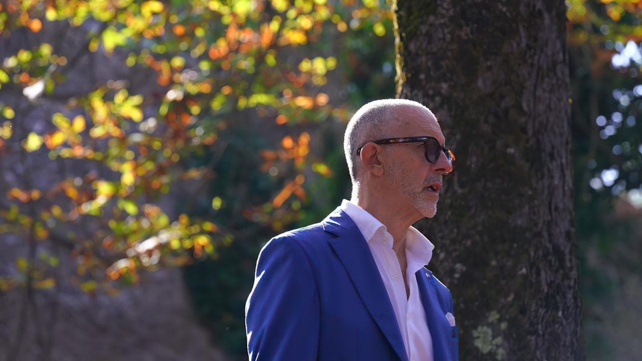 Lorenzo Faetanini in un contesto esterno a San Marino